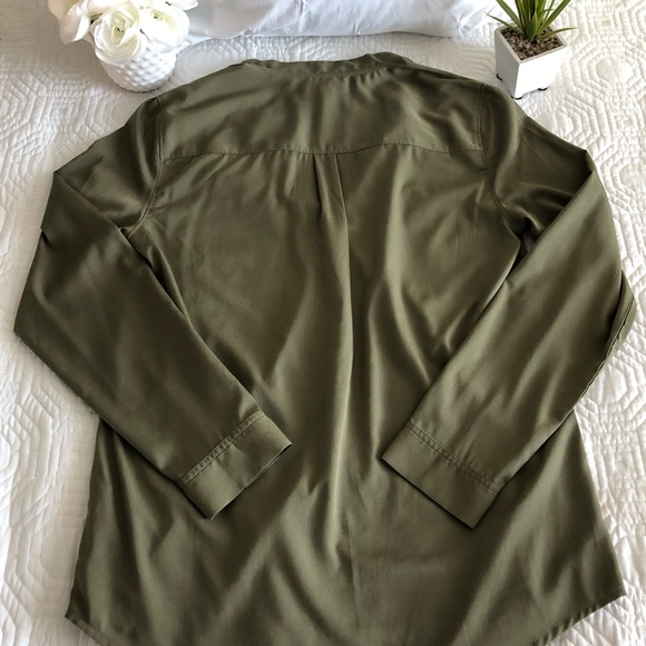 Banana Republic XS blouse - Picture 6 of 8